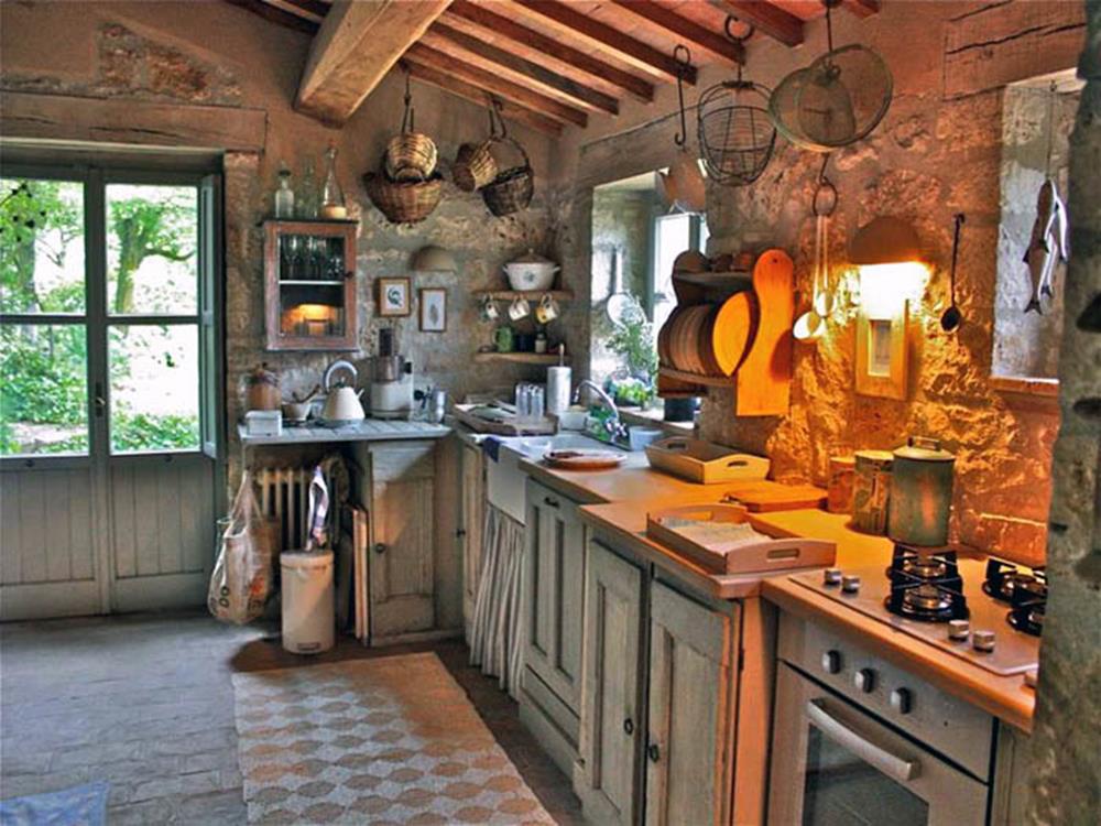 simple-rustic-kitchen
