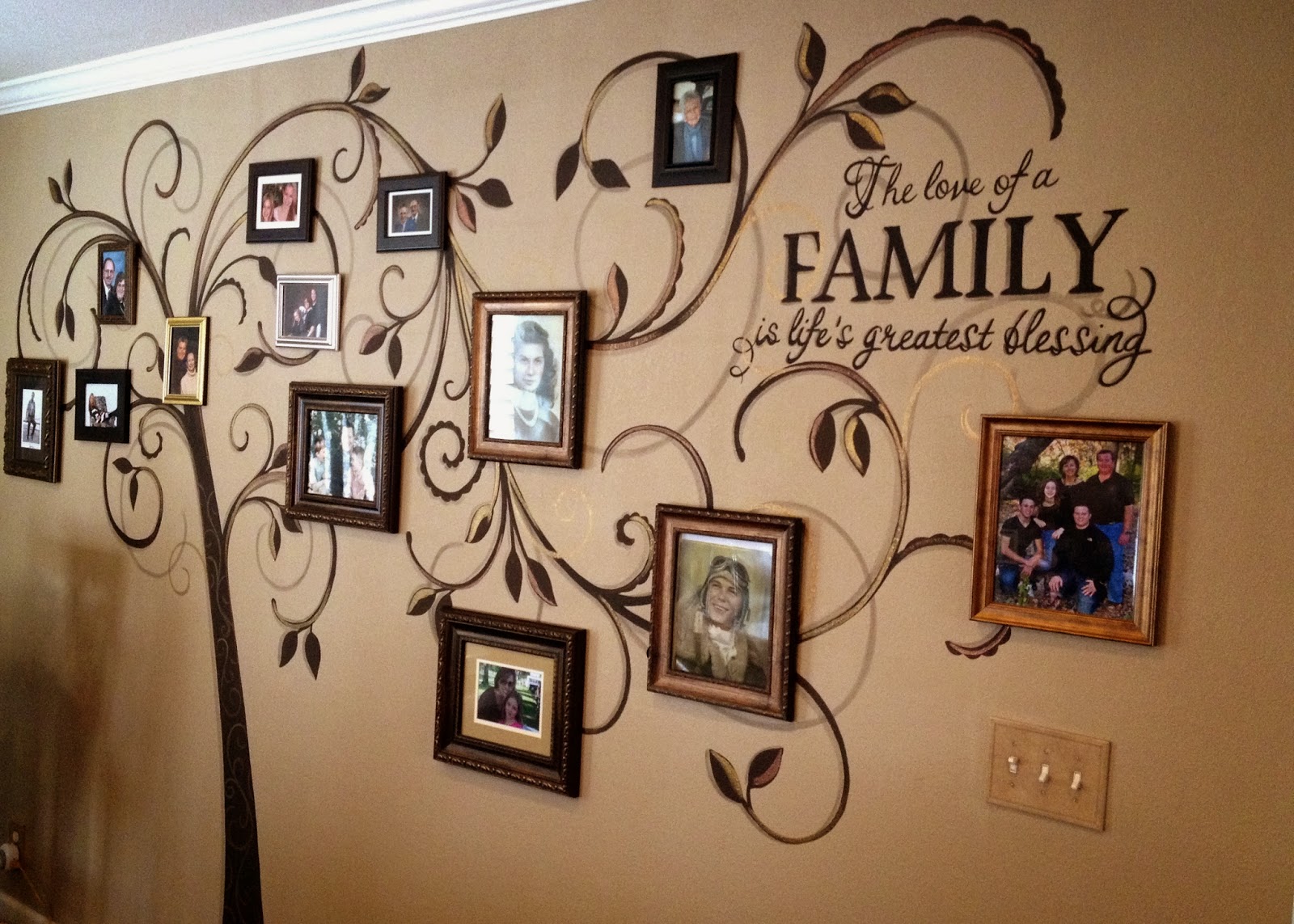 amusing-painting-a-tree-mural-family-tree-with-photo-frames