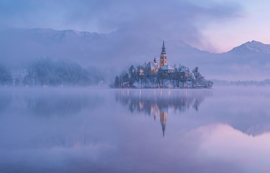 i-photographed-lake-bled-on-a-fairytale-winter-morning-2__880