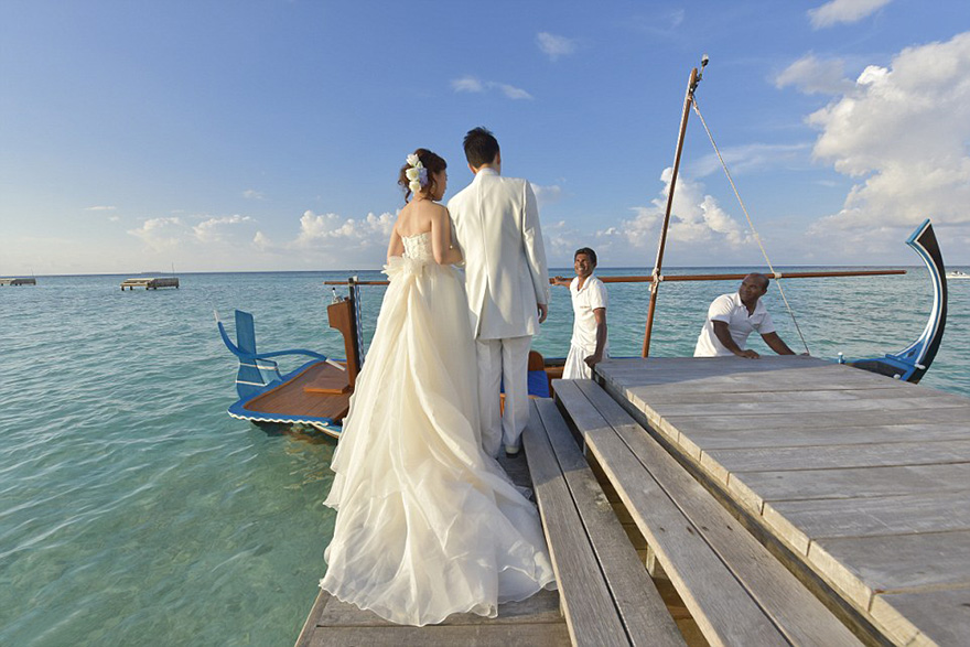 wedding-pavilion-water-landaa-giraavaru-maldives-1