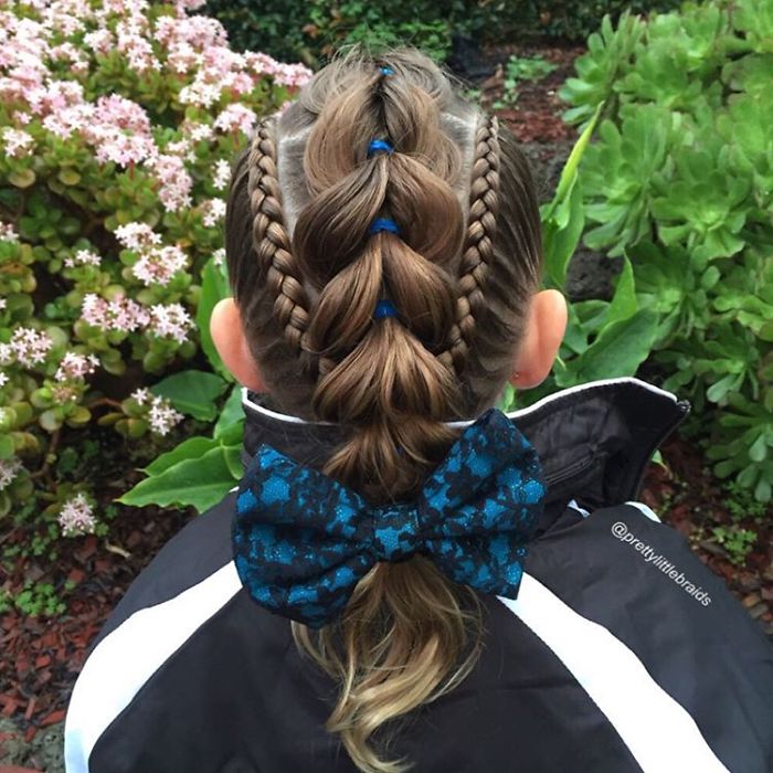 mom-braids-unbelievably-intricate-hairstyles-every-morning-before-school-10__700