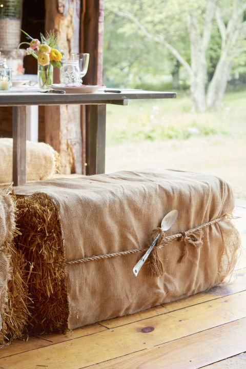 barn-party-seating-0616